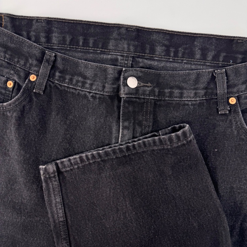 Levis 550‎ Relaxed Fit Jeans Mens 48x32 Black Tapered Leg Denim 01550-0091